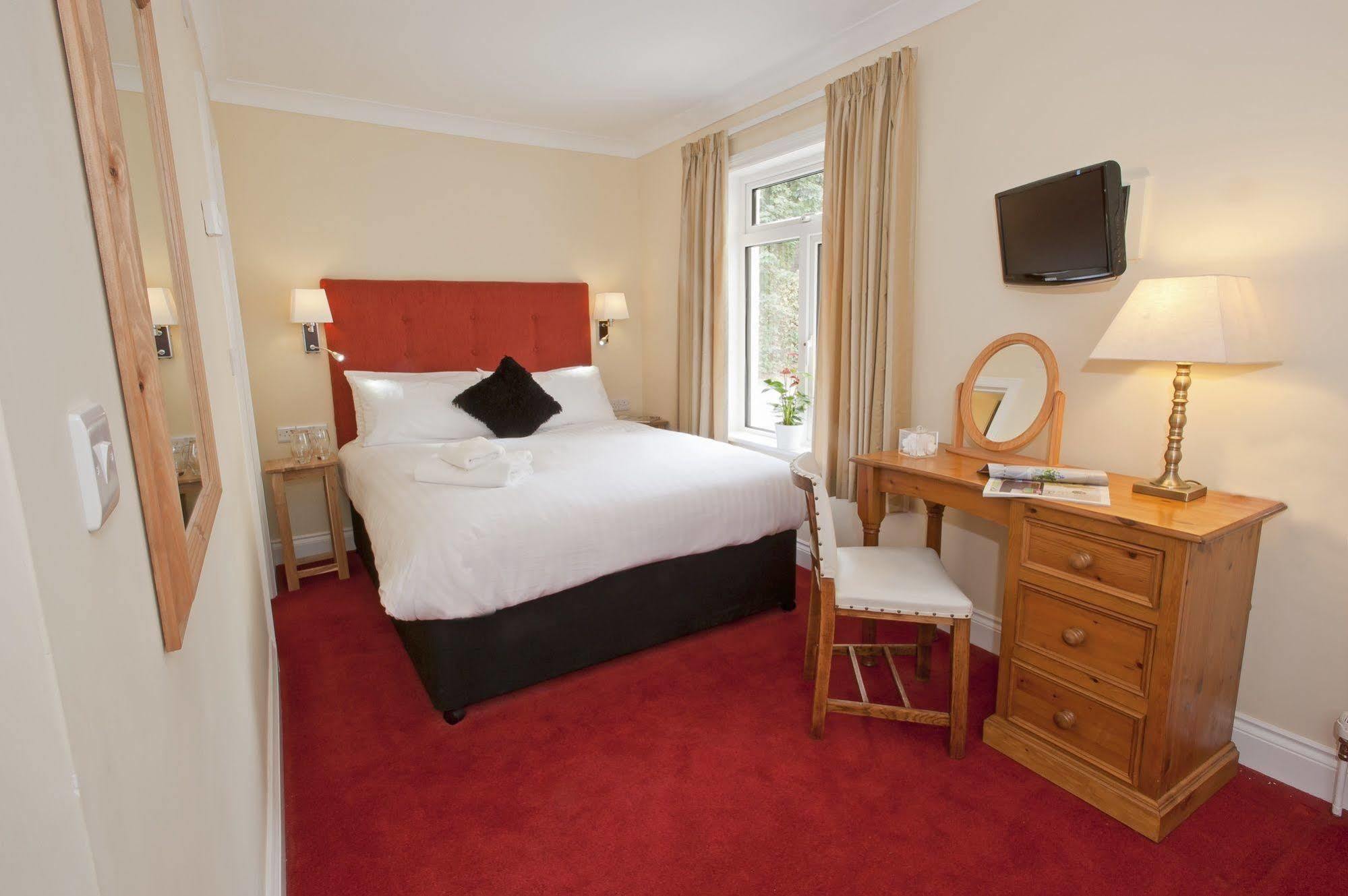 Peartree Serviced Apartments Salisbury Exteriér fotografie